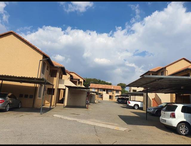 2 BEDROOM APARTMENT FOR SALE IN FLORIDA